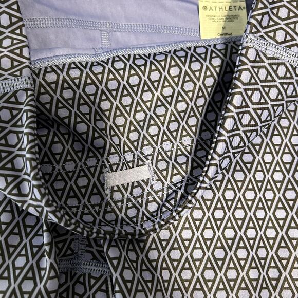 Athleta Ultimate Stash Monogram Shorts Womens Medium Purple Pocket 7 Inch NWT - Picture 7 of 10